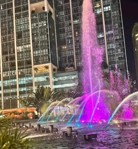 Apartamento Newpointesuites 2 Uptown Bgc *