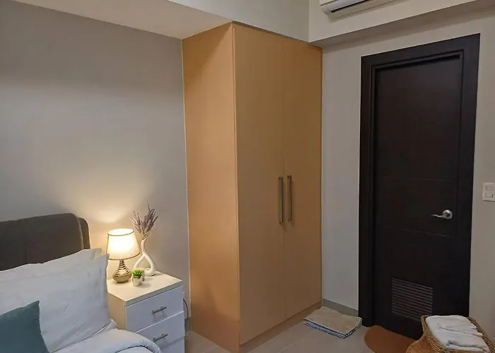 Apartamento Newpointesuites 2 Uptown Bgc *