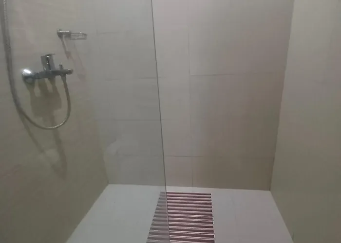 Newpointesuites 2 Uptown Bgc Manila